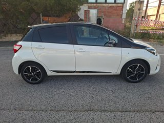 Toyota Yaris 2018 hybrid feel limited
