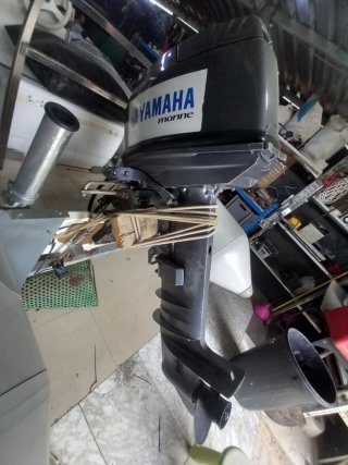 Semirrígida 4,5m+ Yamaha25CV + remolque.