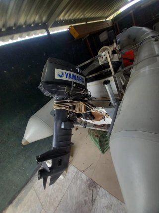 Semirrígida 4,5m+ Yamaha25CV + remolque.