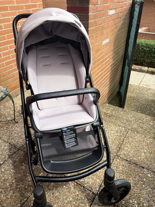 Carro y silla de paseo Anex Precio negociable