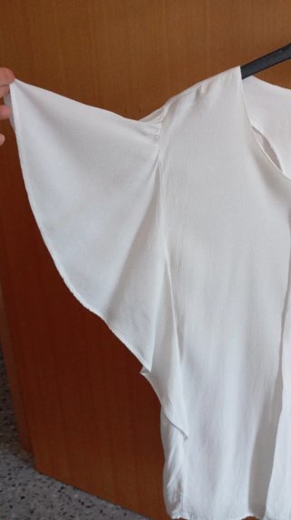 Blusa blanca de vestir de Mango