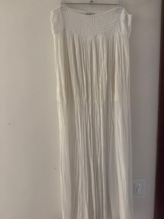 Falda larga blanca