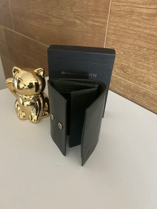 Cartera de piel de búfalo verde Dolphin