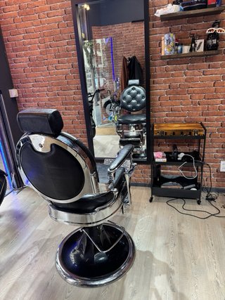 Se busca barberos autonomos
