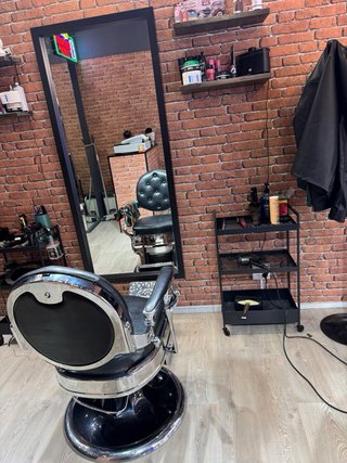Se busca barberos autonomos