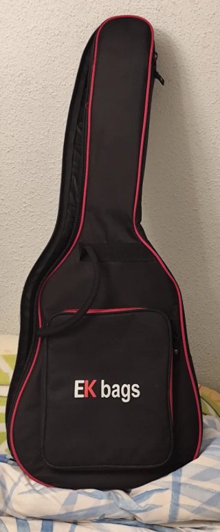 Guitarra admira alba 1/2