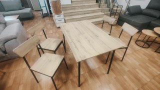 Mesa y 4 Sillas Comedor Madera y Metal