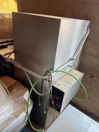 Lavavajillas industrial cúpula + 2 mesas