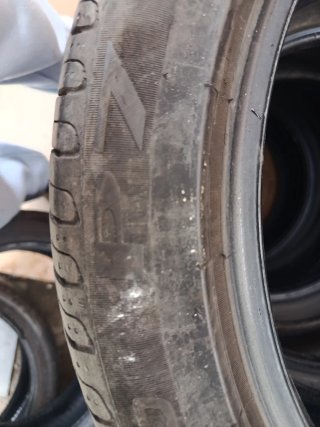 Neumático 225/45 R17