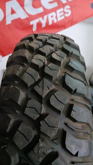 32x10.00 R14 NHS BFGOODRICH MUD TERRAIN T/A KM3
