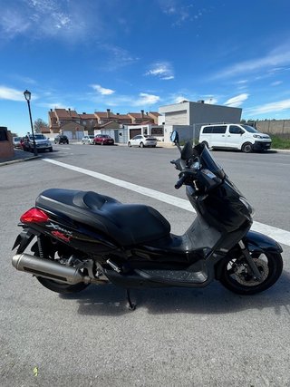 Yamaha - X-MAX 125 CC.