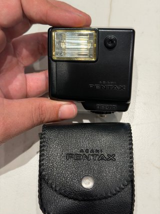 Pentax Auto 110 + 2 Lentes + Flash(con estuche)