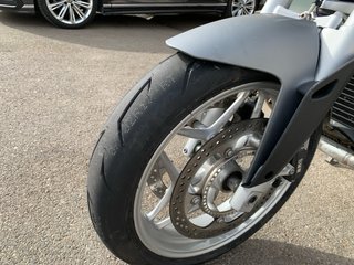 BMW R 1200 R  2008 16.000 kilómetros!!!!!