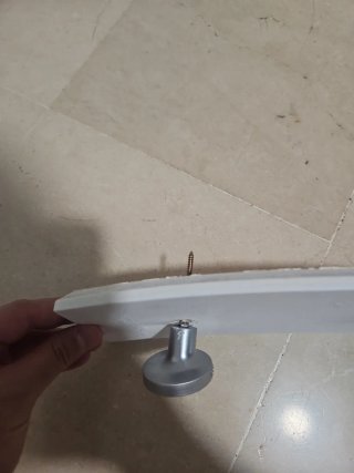 Perchero de pared curvo