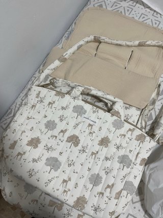 Saquito reversible Grupo 0, capazo y bolso  NUEVO
