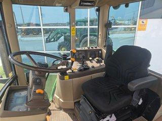 Tractor John Deere 6310