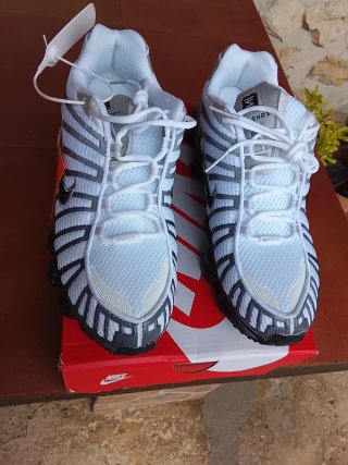 Zapatillas Nike Shox TL Plata negro y Blanco