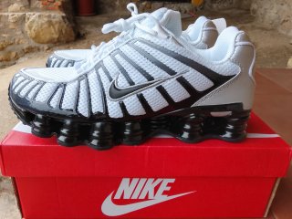 Zapatillas Nike Shox TL Plata negro y Blanco