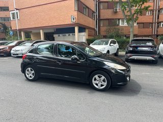 Peugeot 207 2010