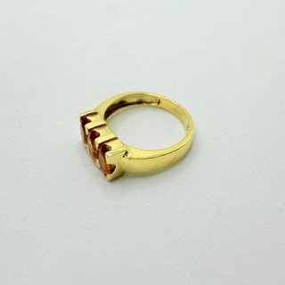 Anillo de oro de 18k piedras, 4.25 g, T-16.