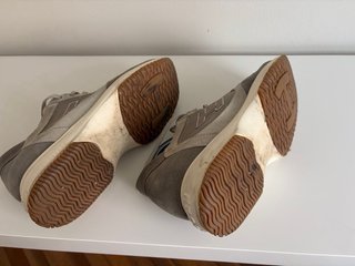 Zapatillas Hogan Beige y Gris
