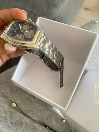 Reloj Guess Azul y Plateado Nuevo