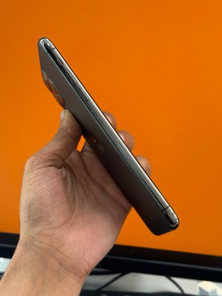 iPhone 11 Pro Max 256GB bateria 96%