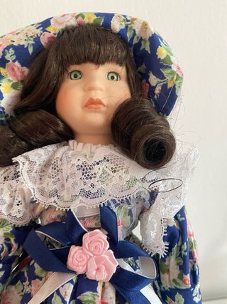 2 Bambole Porcellana Collezione 1 25 euro 2  a  40