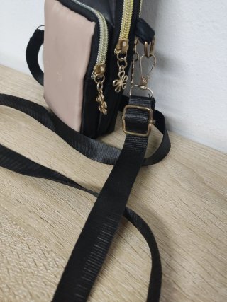 Bolso bandolera smartphone negro y rosa