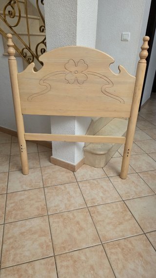 Cabecero de madera,ENTREGA EN PERSONA