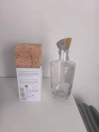Bottiglie vuote di Gin