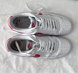 Zapatillas Nike Court Vision Blancas y naranjas