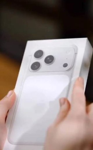 iPhone 17 Pro Max Plateado completamente nuevo