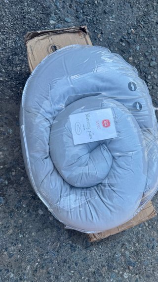 Cuscino maternità/allattamento grigio