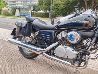 Honda Shadow VT125 Negra