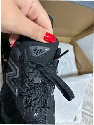 New Balance 9060 Triple Black Talla 38