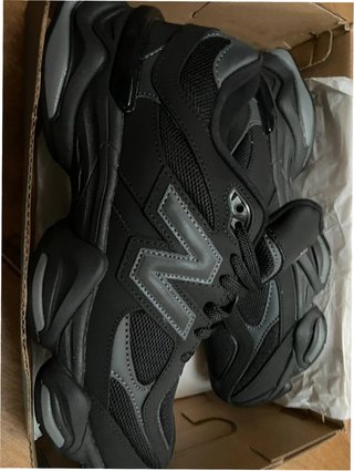 New Balance 9060 Triple Black Talla 38
