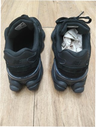 New Balance 9060 Triple Black Talla 40