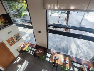 R-7940127 Traspaso Bar restaurante esquinero