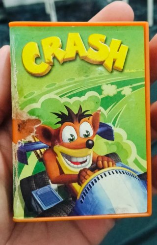 Consola Retro Crash Bandicoot Naranja