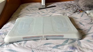 Wii Balance Board + Wii Fit