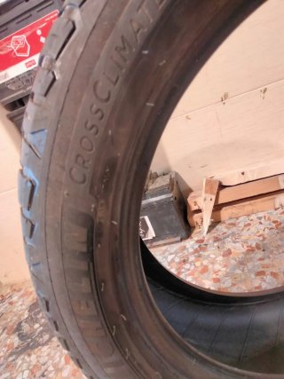 Neumático Michelin 205/50 R17 89V