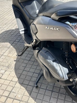 Yamaha NMAX 125cc Gris