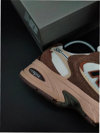 New Balance 530 Beige Marrón Talla 42