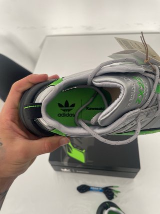 Zapatillas Adidas ZX22 Kawasaki Talla 44