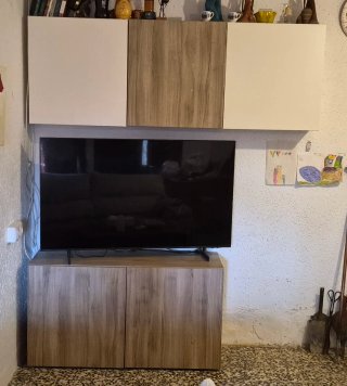 Mueble de comedor de madera