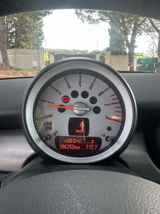 MINI Cooper 1.6