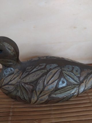 Pato decorativo de bronce 17 cm · Figura artesanal
