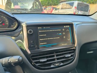 Peugeot 208 2019