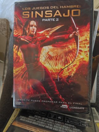 Los Juegos del Hambre DVD (Español)